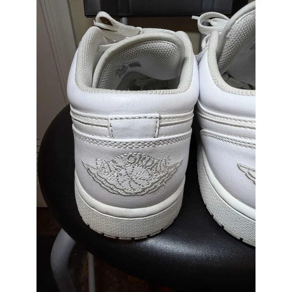 Air Jordan 1 Low Triple White Men’s Size 11 553558-136 2022 Clean No Box